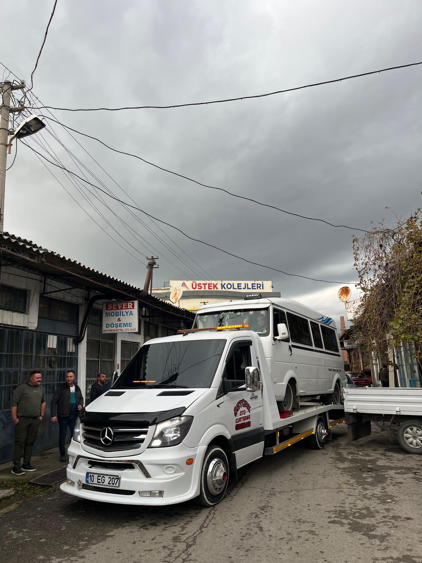 Öztürk Oto Kurtarma — Minibüs Çekimi